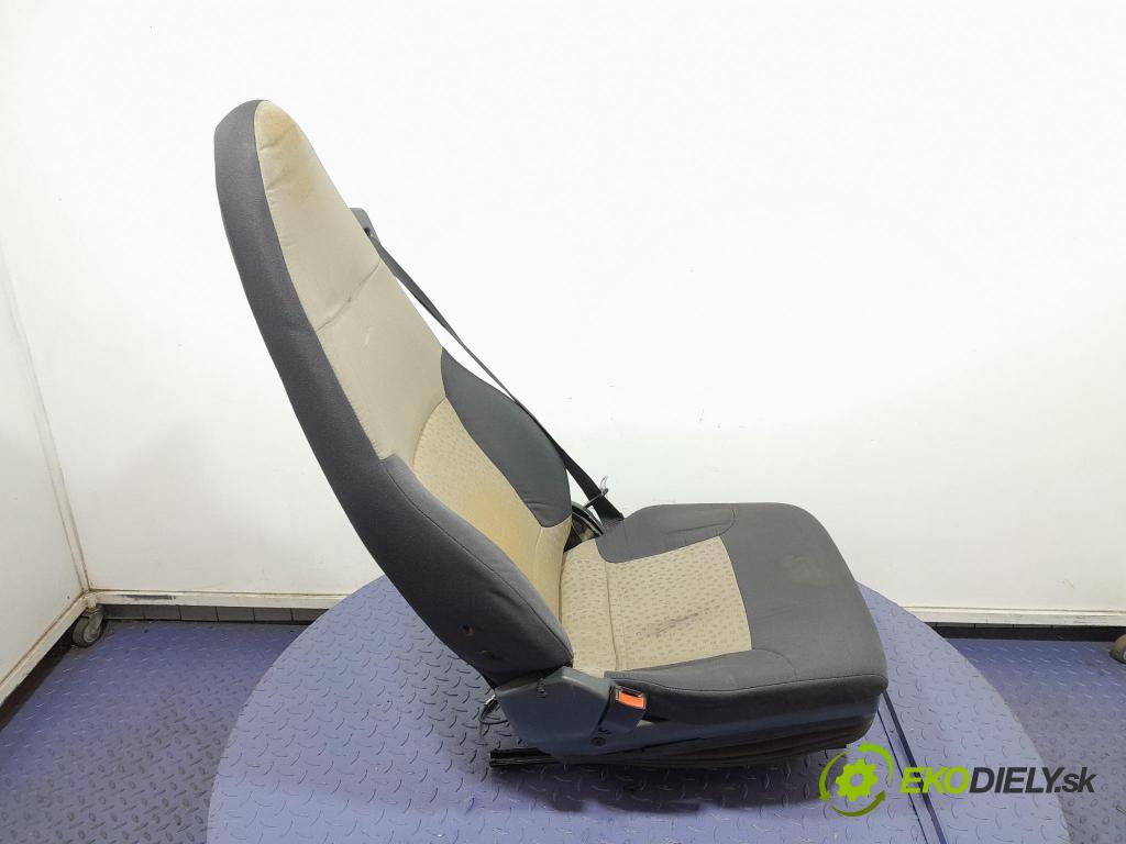 Renault Midlum 2011 Sedadlo Řidiči