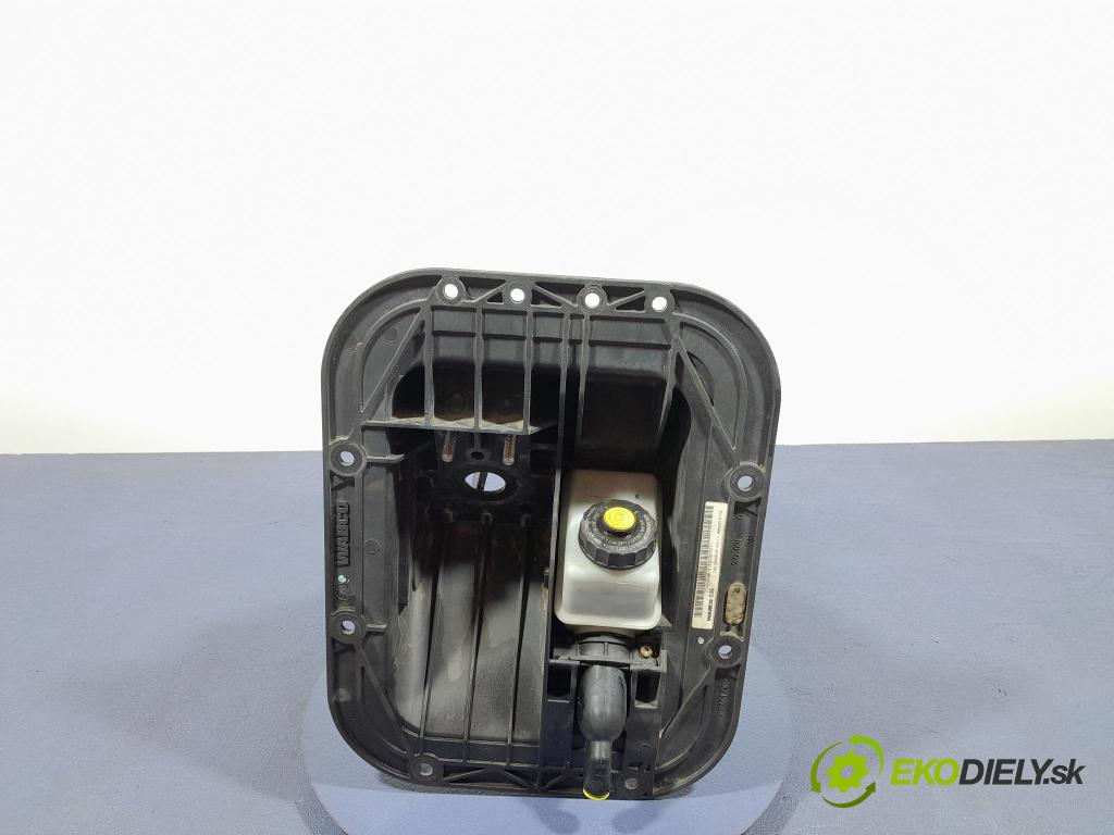 Renault Midlum 2011 pedály 7421344619