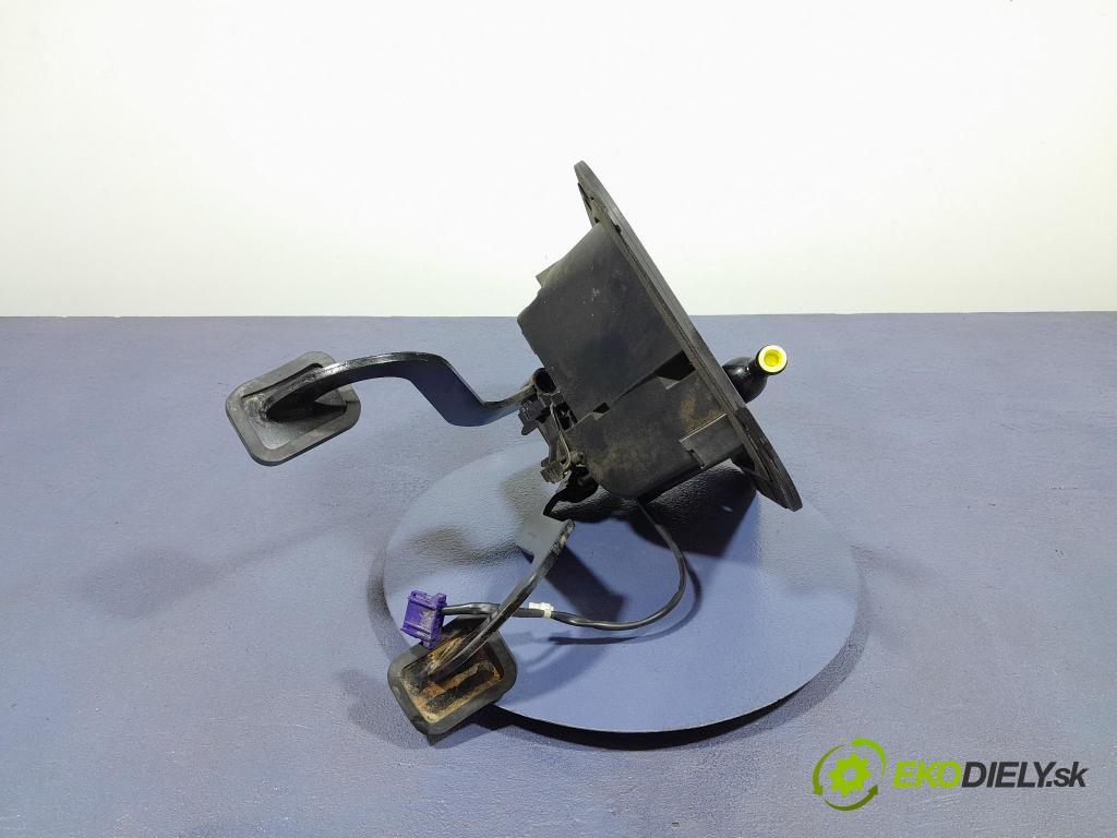 Renault Midlum 2011 pedály 7421344619