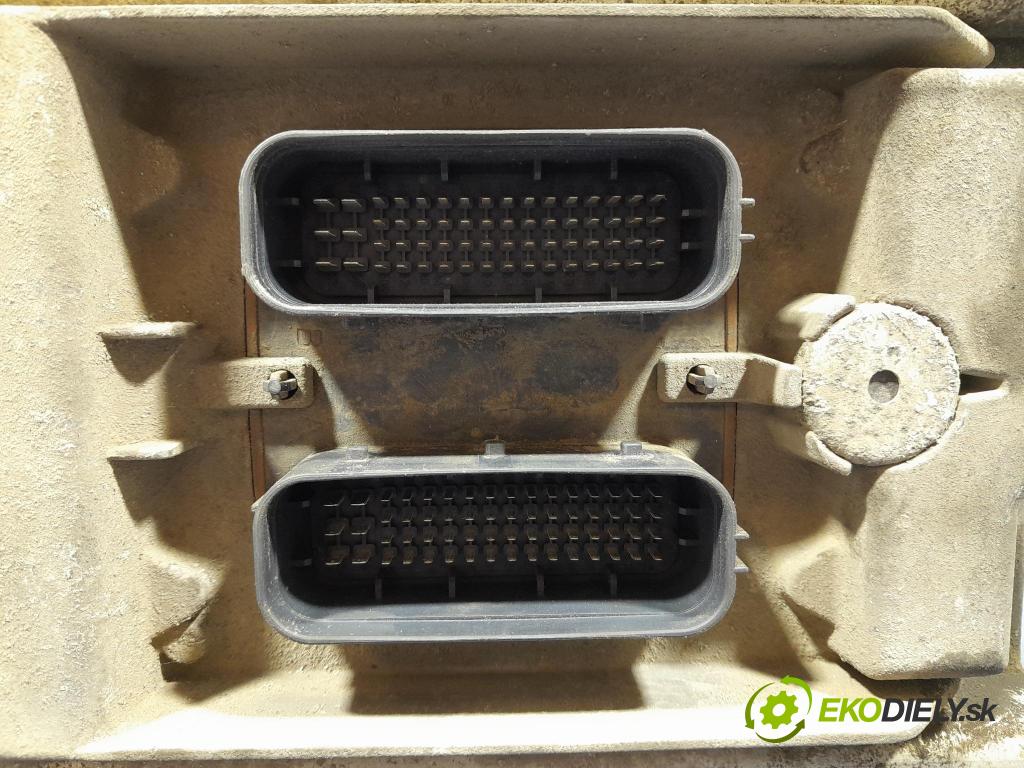 Renault Midlum 2011 riadiaca jednotka Motor: 60100008