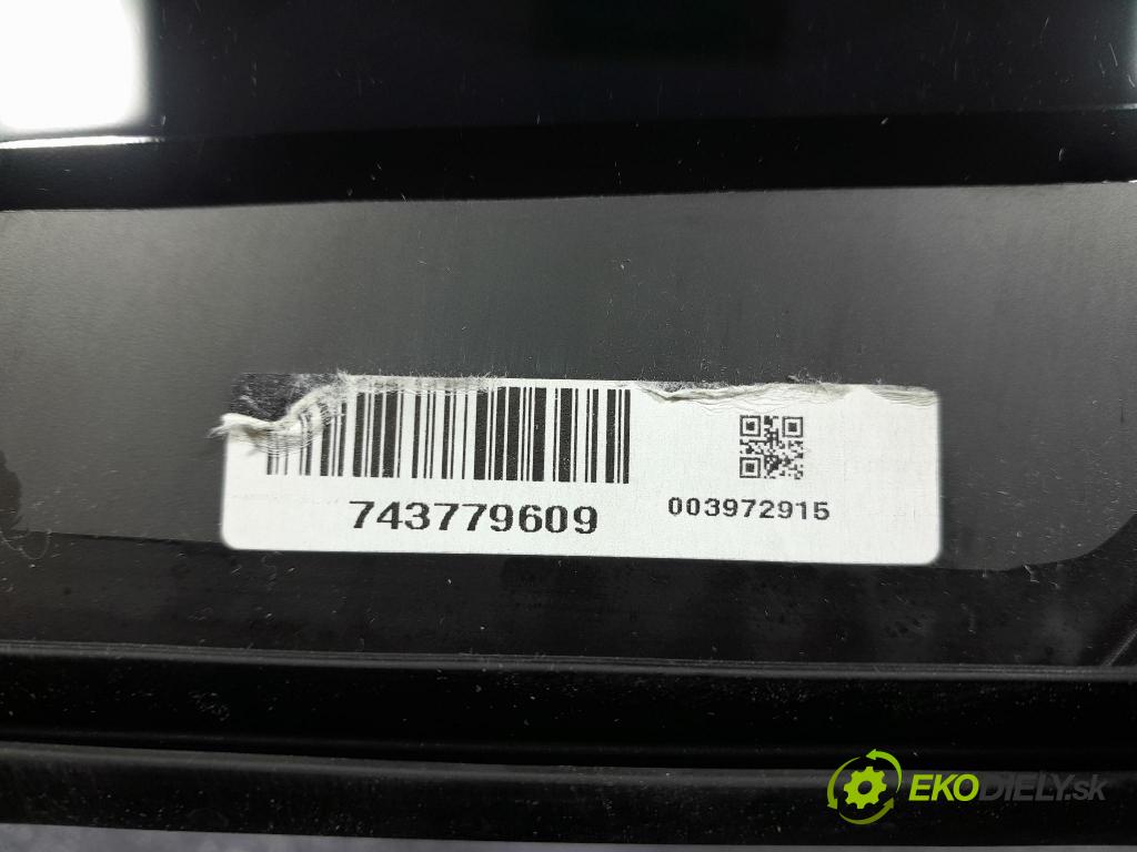 Bmw X6 2023 sklo dvere zad Prava: 7437796