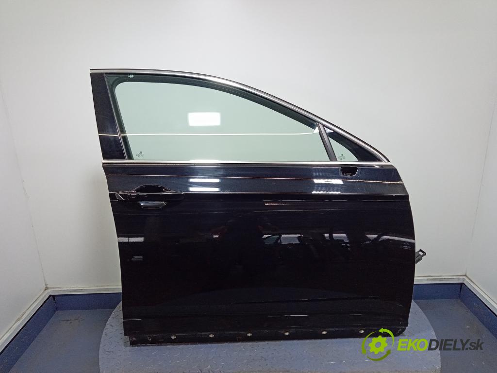 Vw Passat 2021 dveře před prave 01