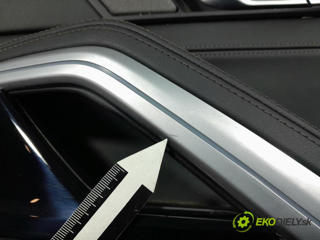 Bmw X6 2023 Čalounictví: dvere zad Prava: