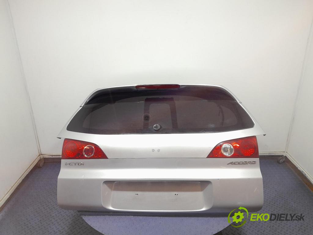 Honda Accord 2004 zadní dveře kufra: kufr
