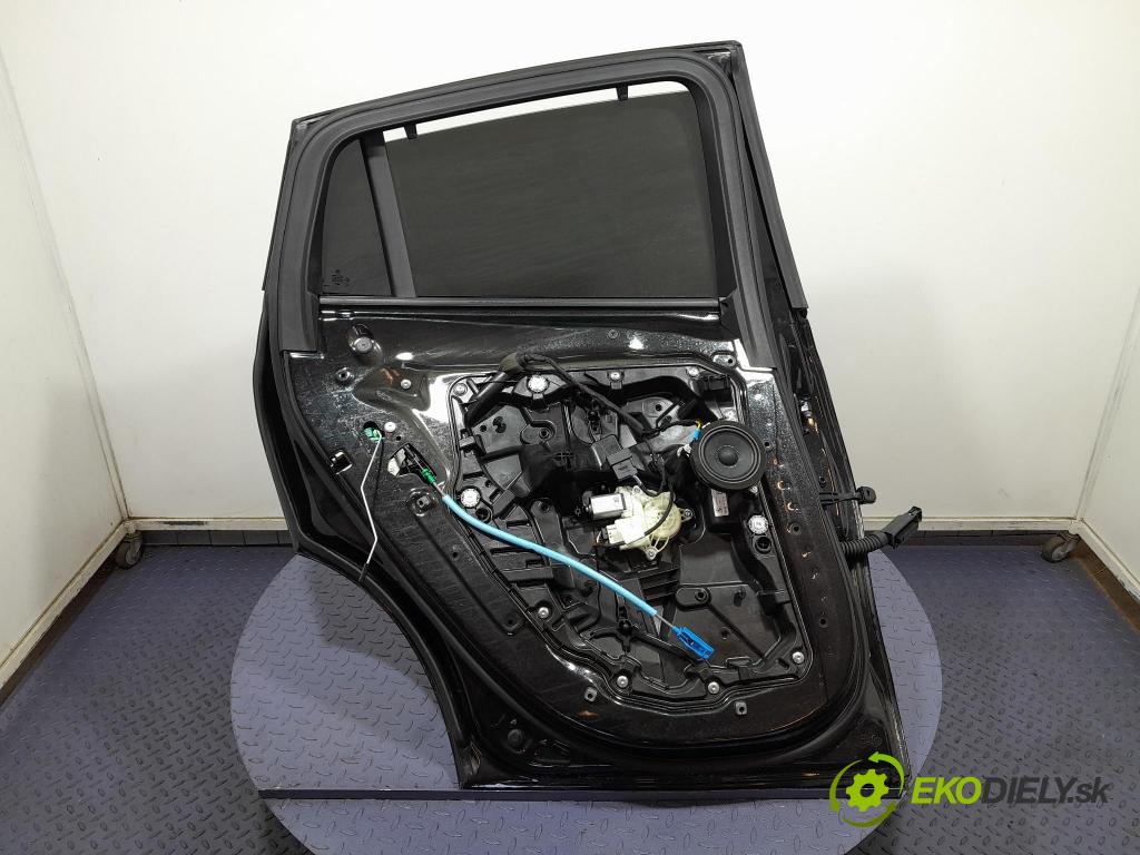 Bmw X6 2023 dvere zad Vľavo: 