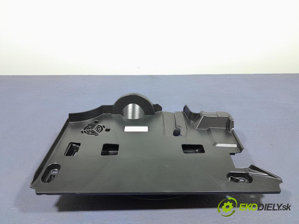 Bmw X6 2023 kryt Plast: Interiéry: 9399369