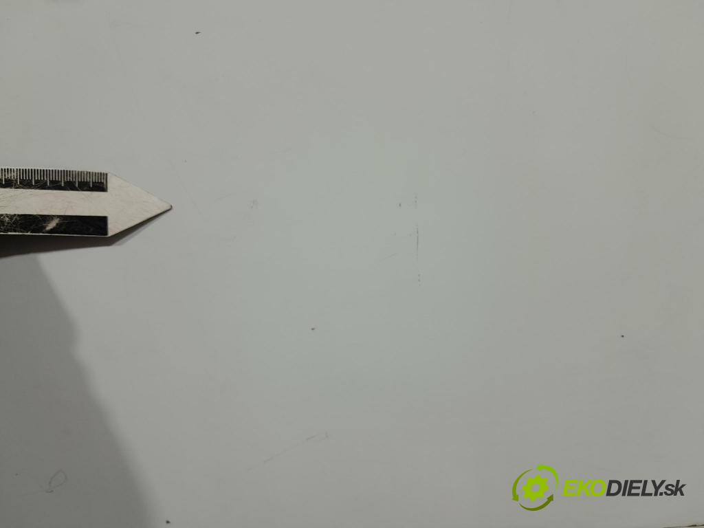 Renault Midlum 2011 dvere Predné pravé