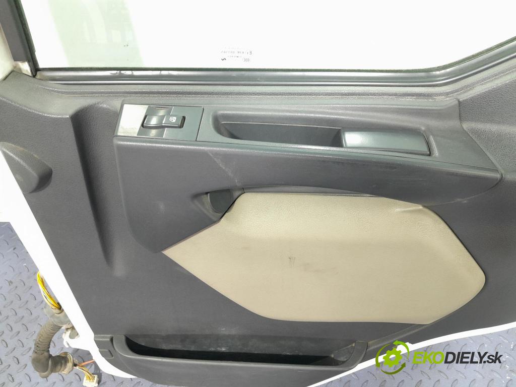 Renault Midlum 2011 dvere Predné pravé