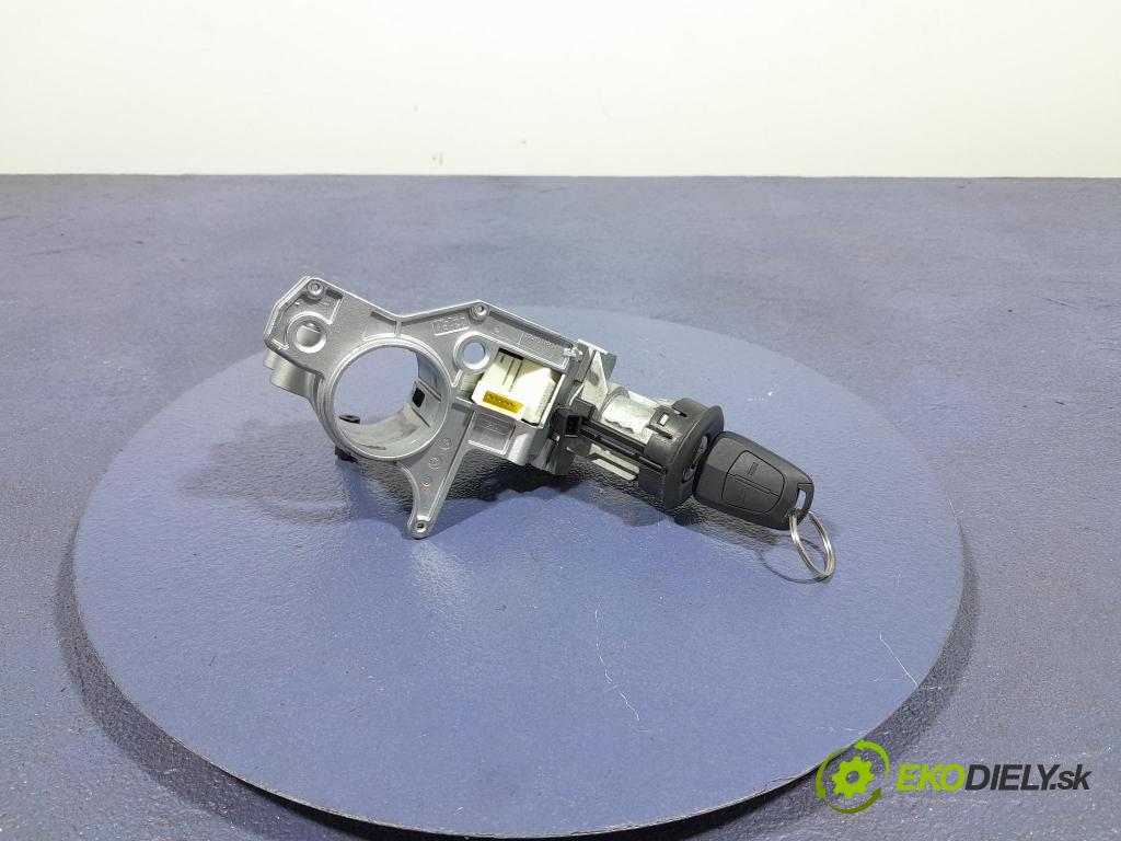Opel Astra 2008 Spínač zapalování. 2421430