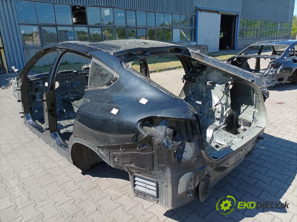 Bmw X6 2023 blatnik Zad: Levý: