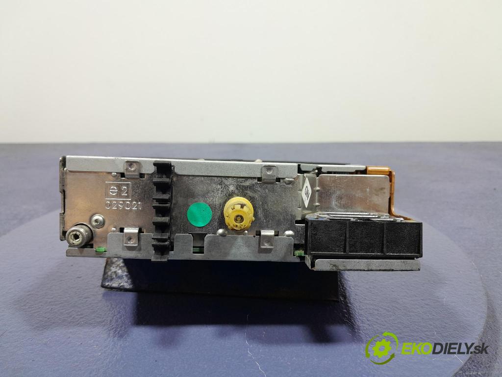 Renault Scenic 2005 Radio I Navigace: 8200300858