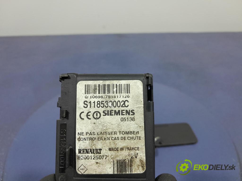 Renault Scenic 2005 Spínač zapalování. 8200125077