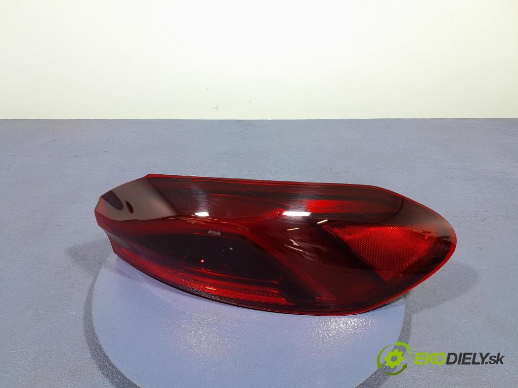 Bmw X6 2023 svetlo / reflektor zad Prava: Vonkajsia: 7421114