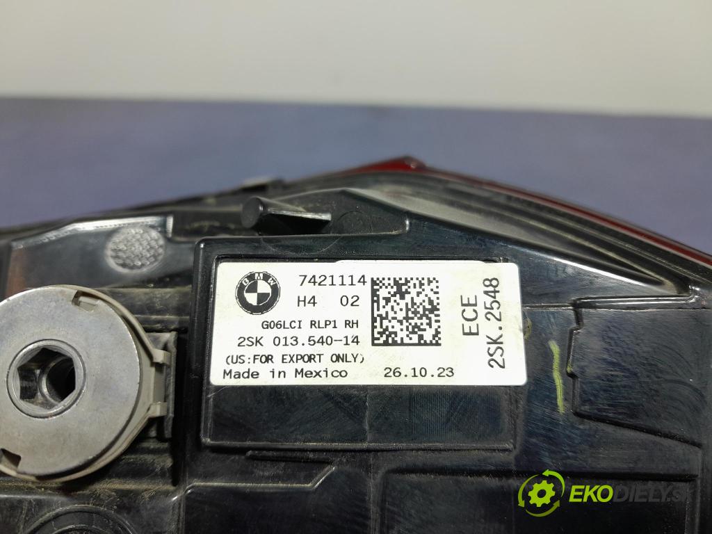 Bmw X6 2023 svetlo / reflektor zad Prava: Vonkajsia: 7421114