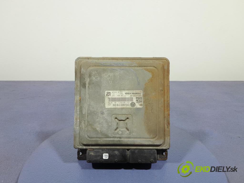Vw Passat 2008 řídící jednotka Motor: 03G906018EM