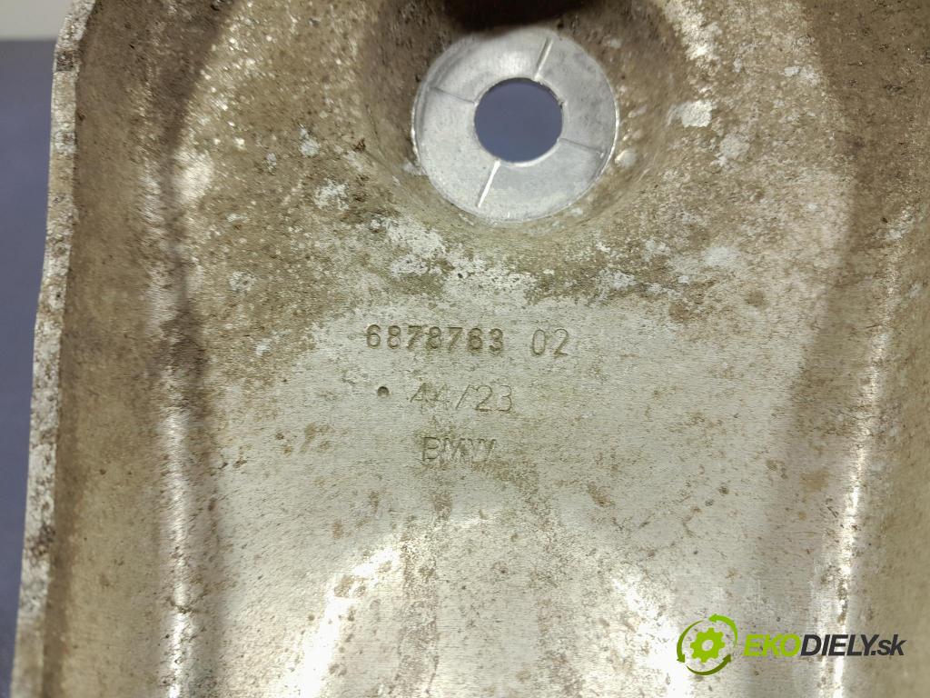 Bmw X6 2023 tyč Reakční 6878763