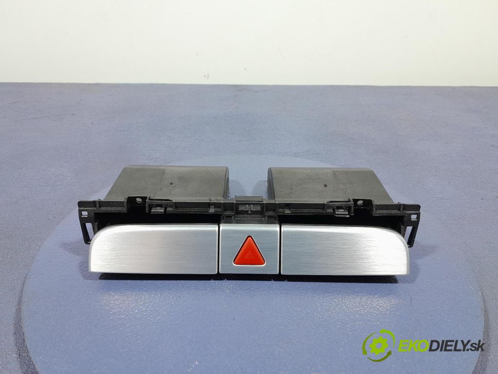 Vw Passat 2008 kastlík 3C0858407