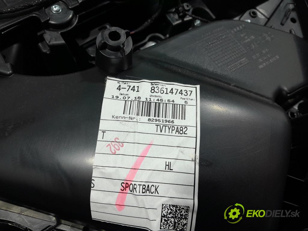 Audi A5 2018 Tapacír: dveře Zad: levá