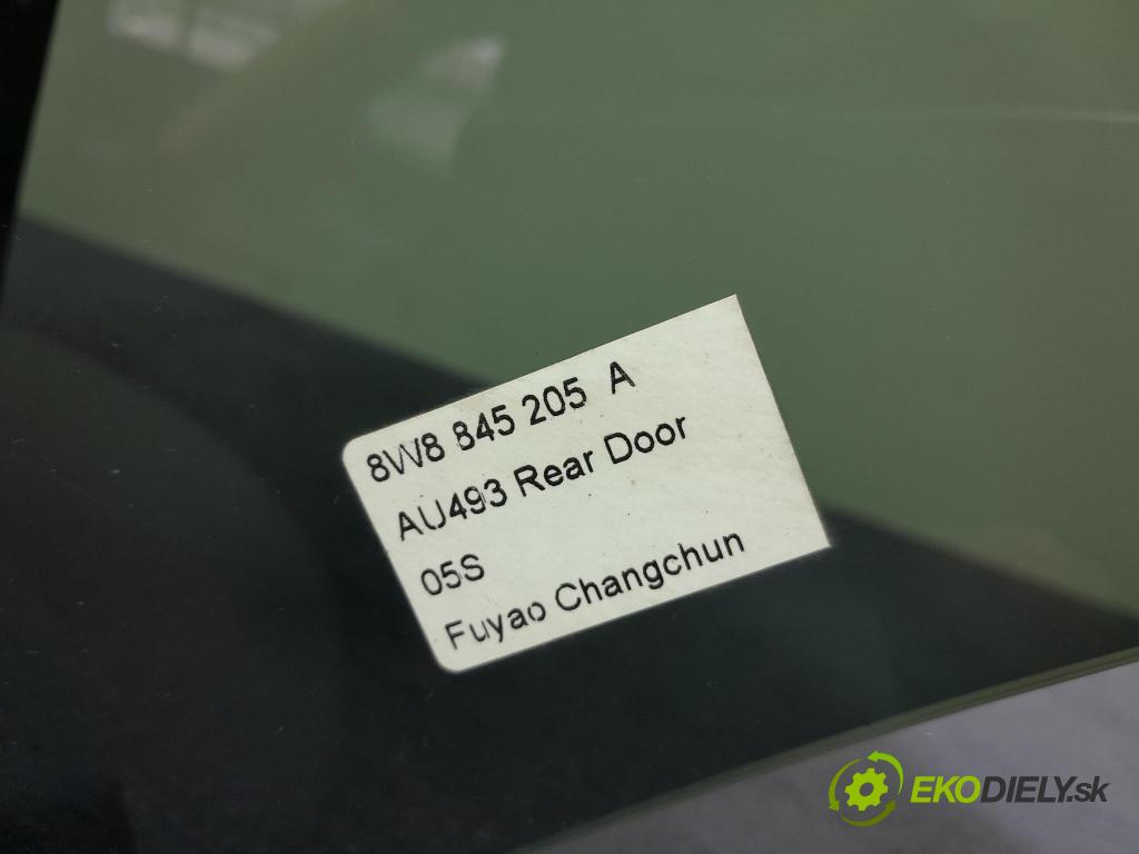 Audi A5 2018 sklo dveře Zad: levé 8W8845205A