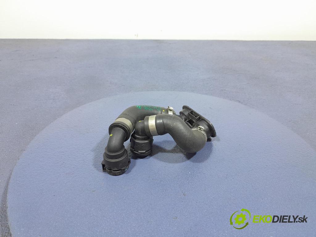 Bmw X6 2023 trubka Chladič: 8780517