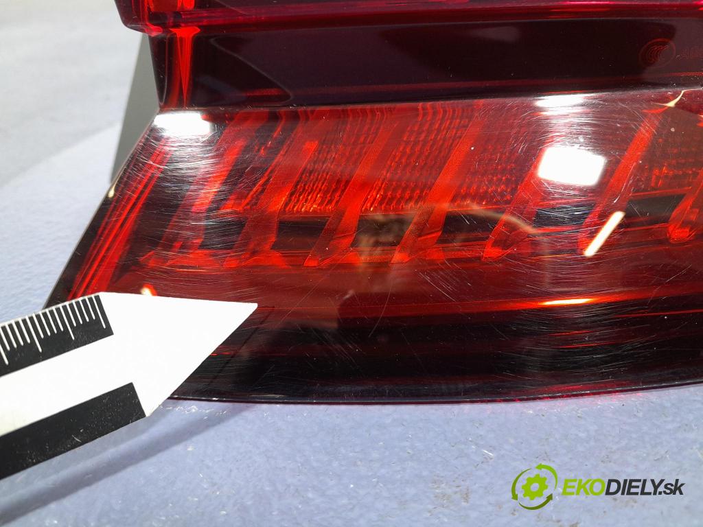 Audi A5 2018 světlo Zad: Práva: Mimo: 8W6945092G