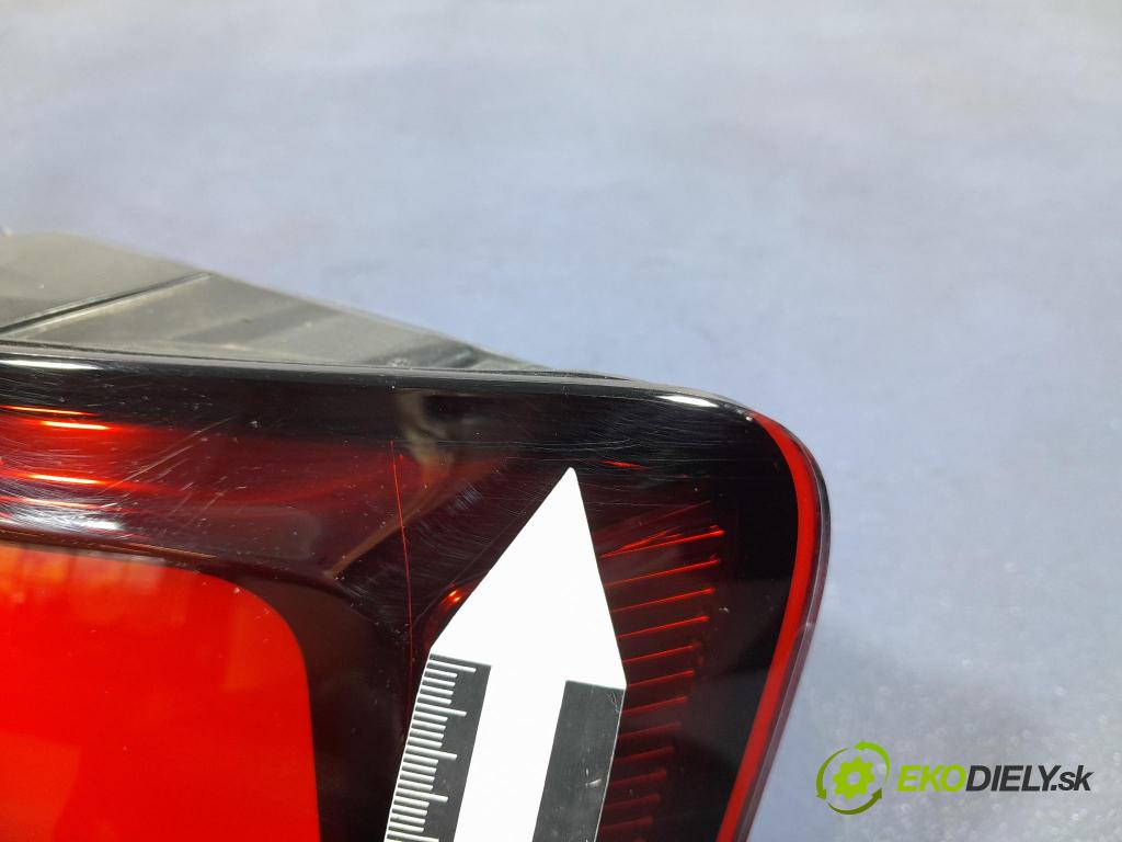 Audi A5 2018 světlo Zad: Práva: Mimo: 8W6945092G