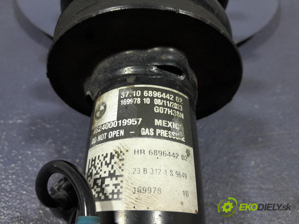 Bmw X6 2023 tlumič Zad: pravy 6896442