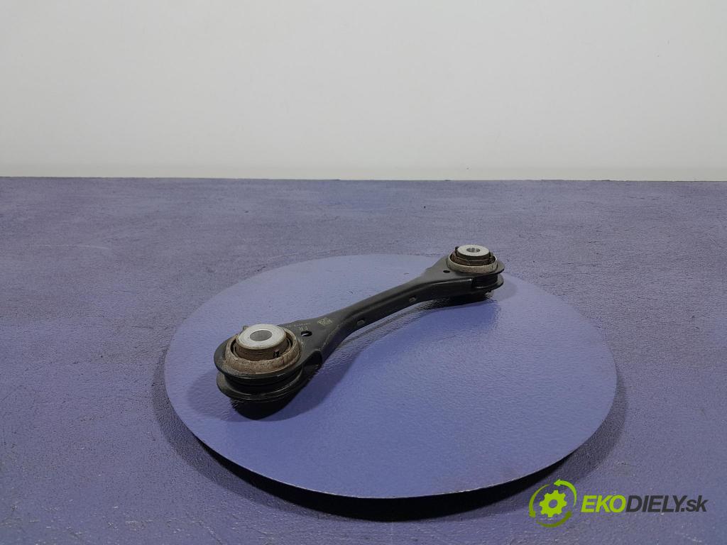 Bmw X6 2023 Zad: v pravo: 6878018