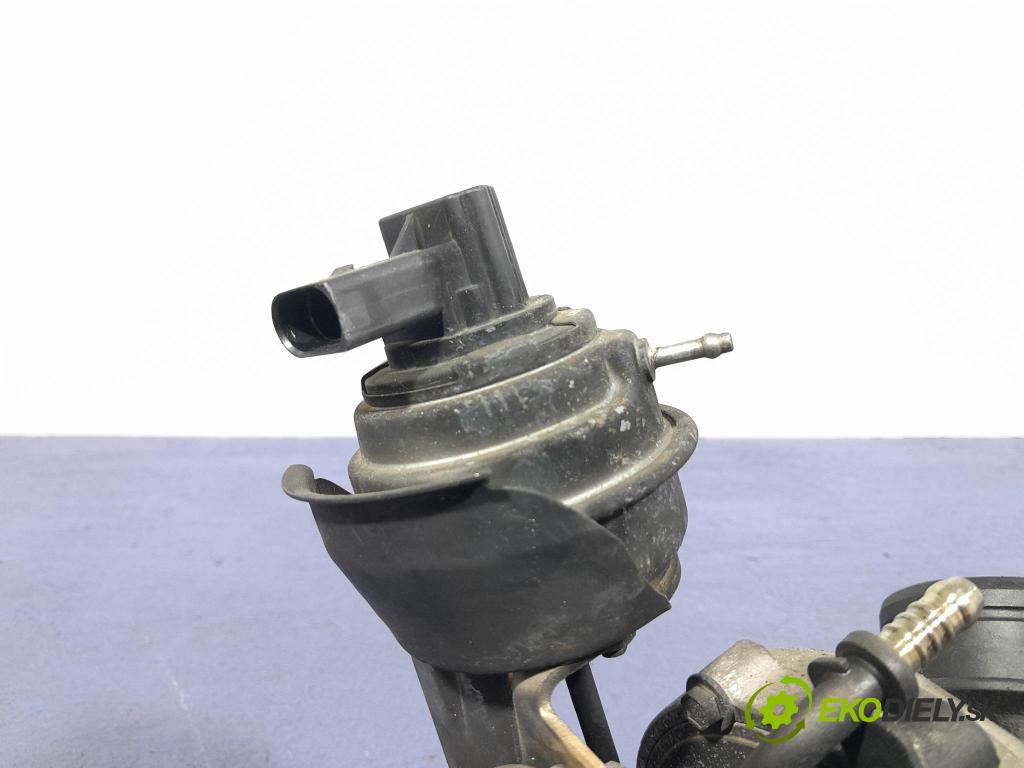 Vw Passat 2008 (Turbo-kompresor:): 03G253010A