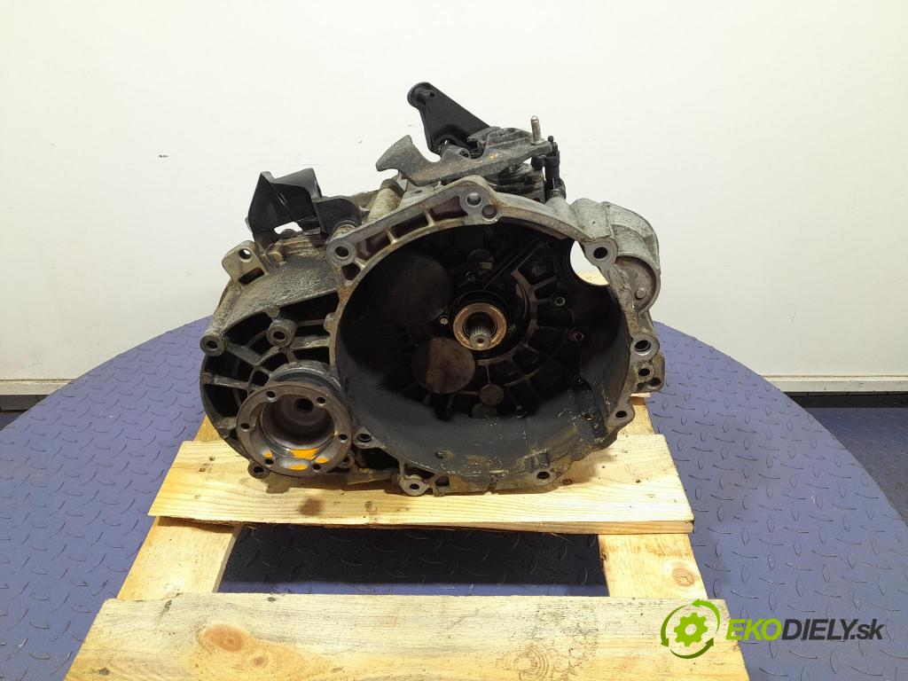 Vw Passat 2008 převodovka Ozubené kola: Manualna KNY