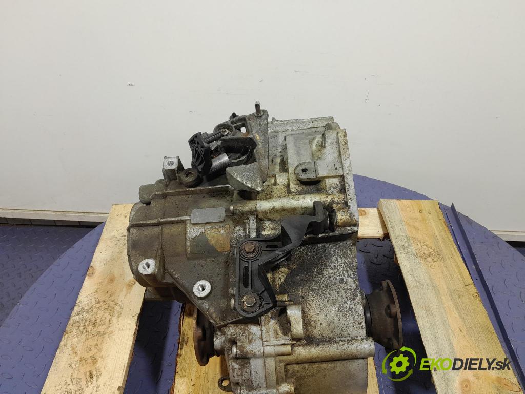 Vw Passat 2008 převodovka Ozubené kola: Manualna KNY