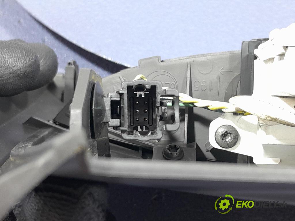 Peugeot 807 2004 displej Radio / GPS 1495869077
