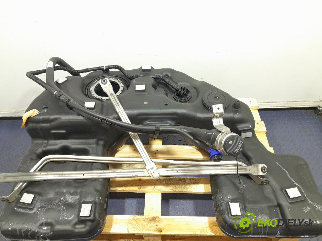 Bmw X6 2023 Nádrž: Paliva: 5A12997