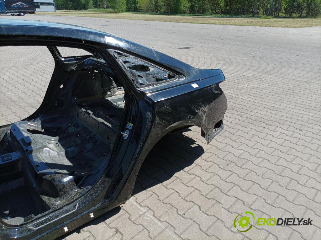 Audi A6 0 blatnik Zad: Levý: