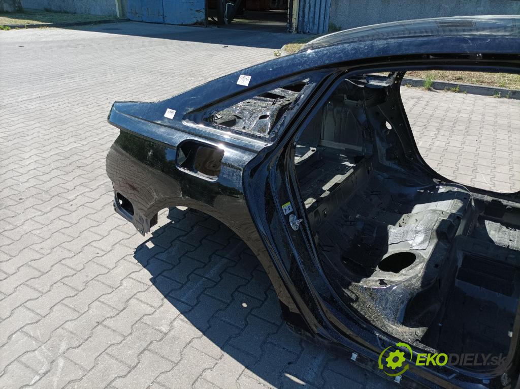 Audi A6 0 blatnik Zad: v pravo: