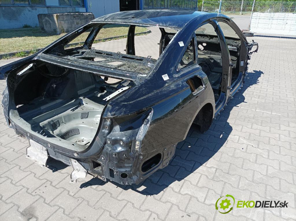 Audi A6 0 blatnik Zad: v pravo: 