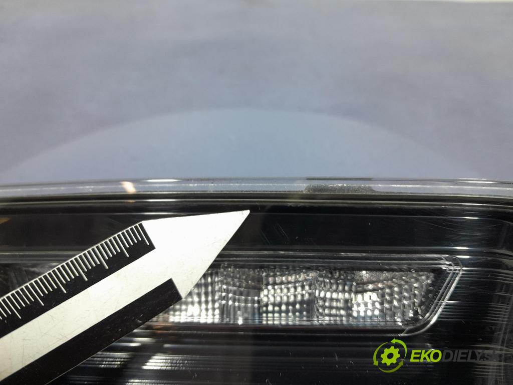 Bmw Seria 3 2024 světlo Zad: levá Uvnitř 5A3BC91