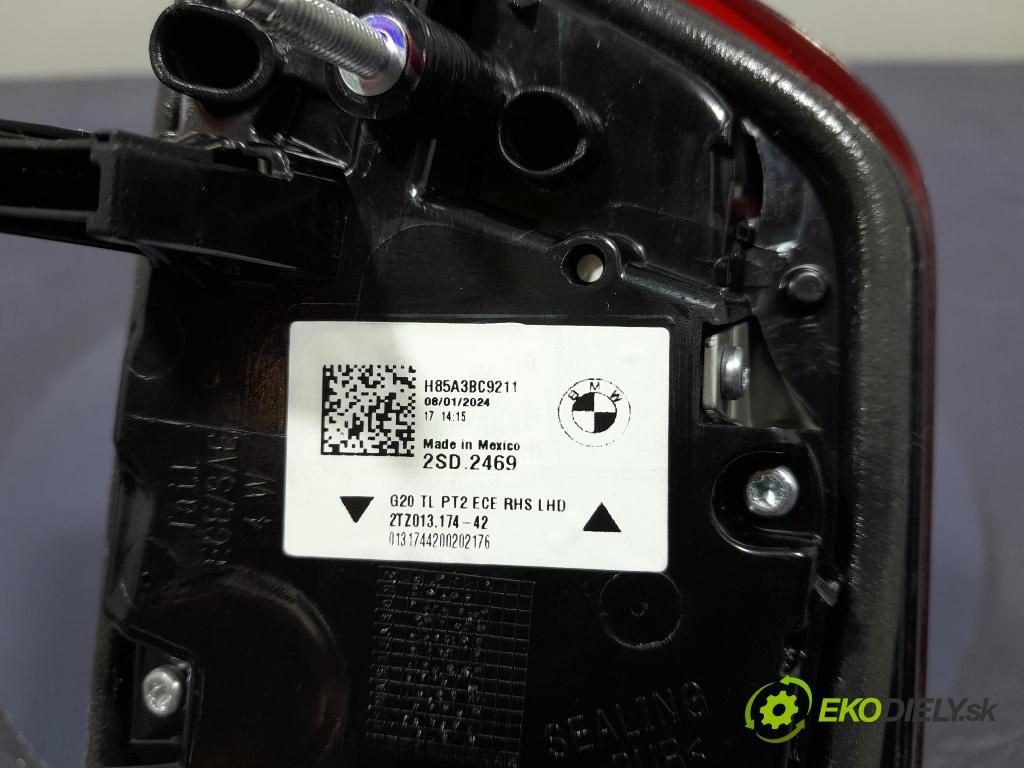 Bmw Seria 3 2024 světlo Zad: Práva: Uvnitř 5A3BC92
