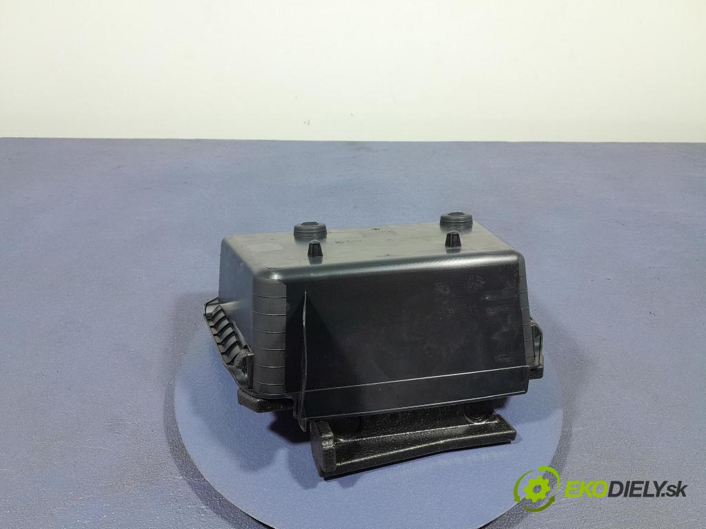 Bmw Seria 3 2024 kastlík 7451292