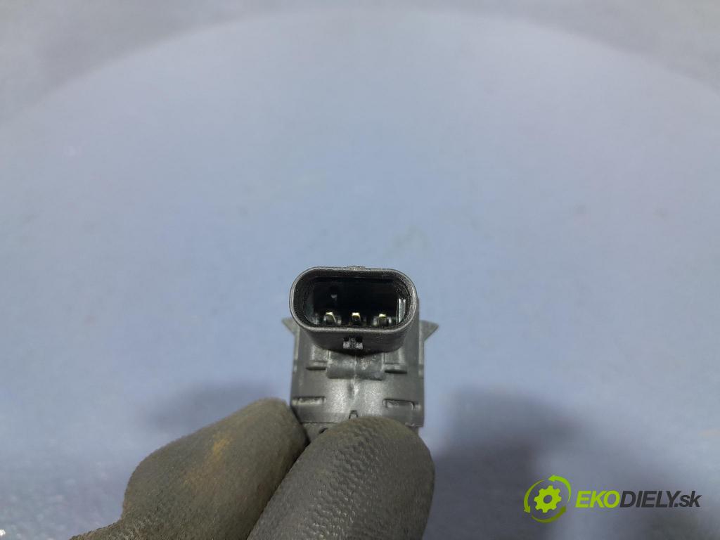 Bmw Seria 3 2024 snímač / řídící jednotka PDC 9826784