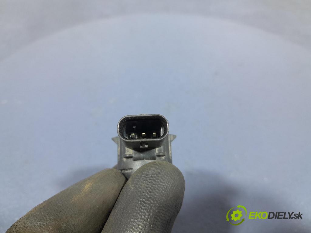 Bmw Seria 3 2024 snímač / řídící jednotka PDC 9826784