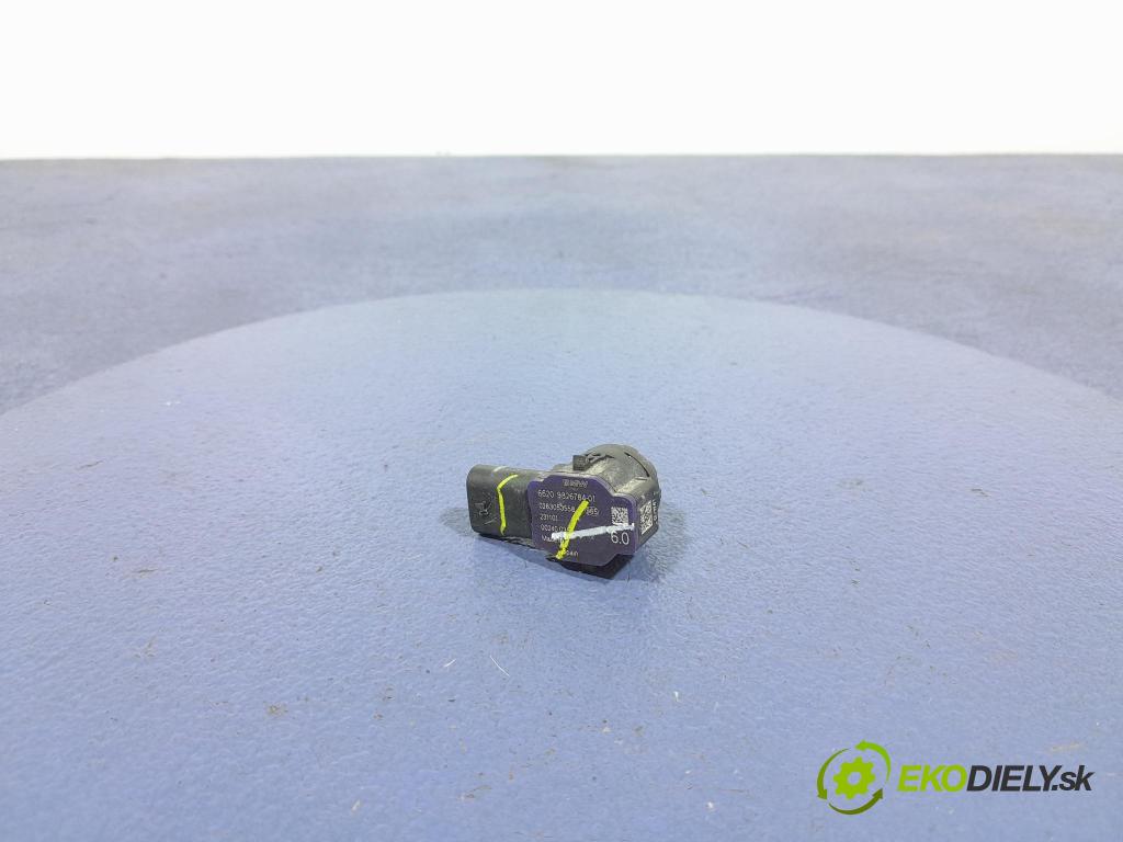 Bmw Seria 3 2024 snímač / řídící jednotka PDC 9826784