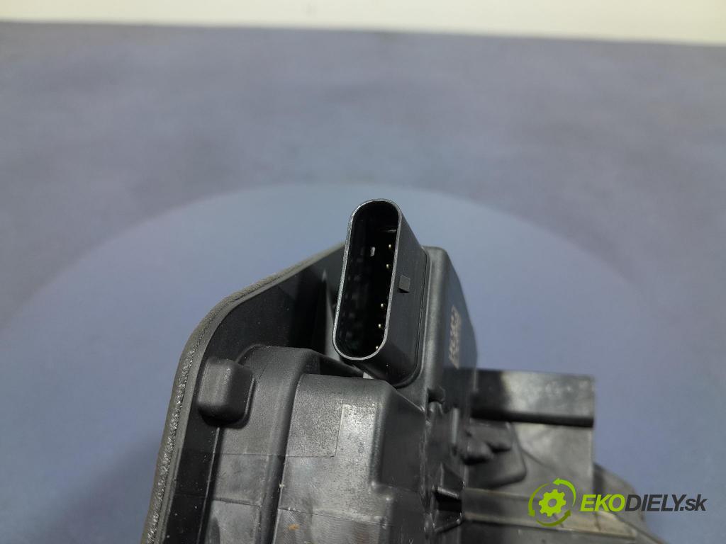 Bmw Seria 3 2024 zámok dvere Predné Vľavo: 7445041