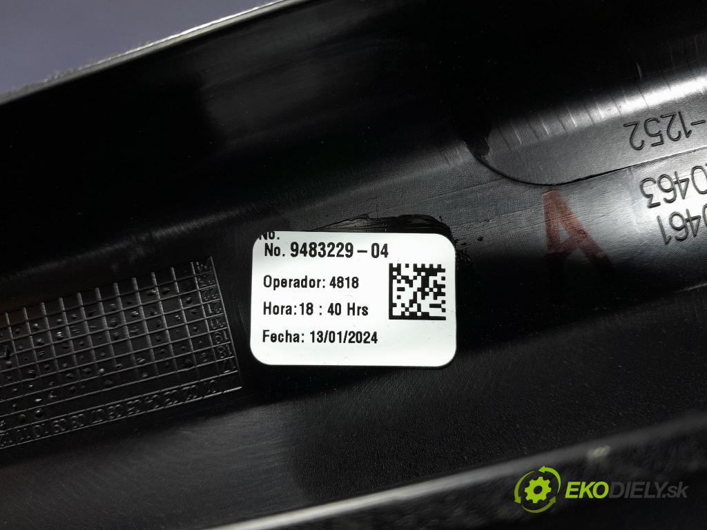 Bmw Seria 3 2024 kryt Plast: Interiéry: 9483229