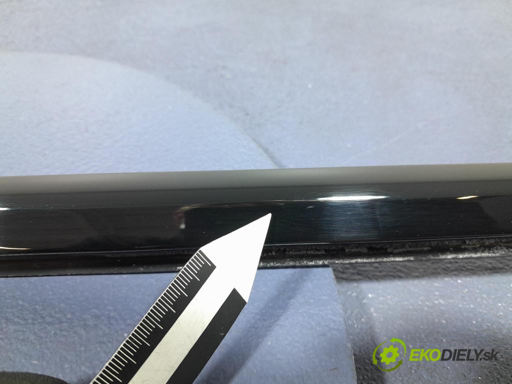 Bmw Seria 3 2024 lišta Dekoratívní: 7465149