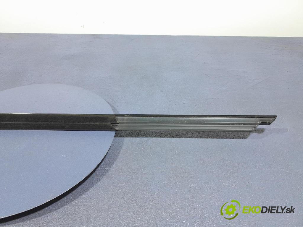 Bmw Seria 3 2024 lišta Dekoratívní: 7465152