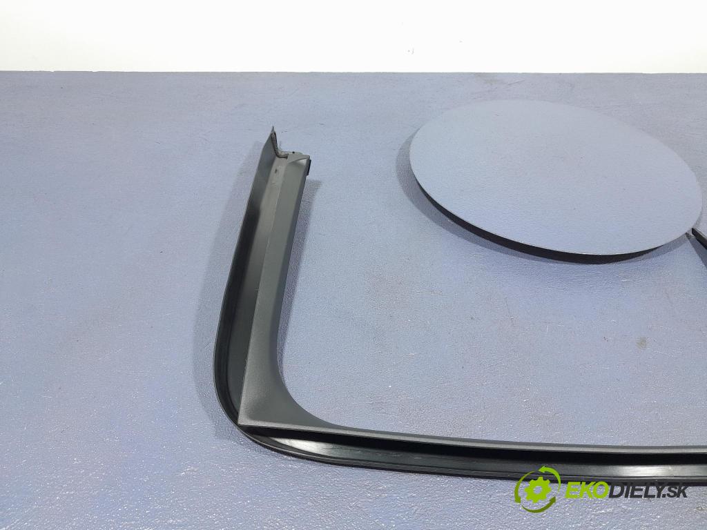 Bmw Seria 3 2024 lišta Dekoratívní: 9483228