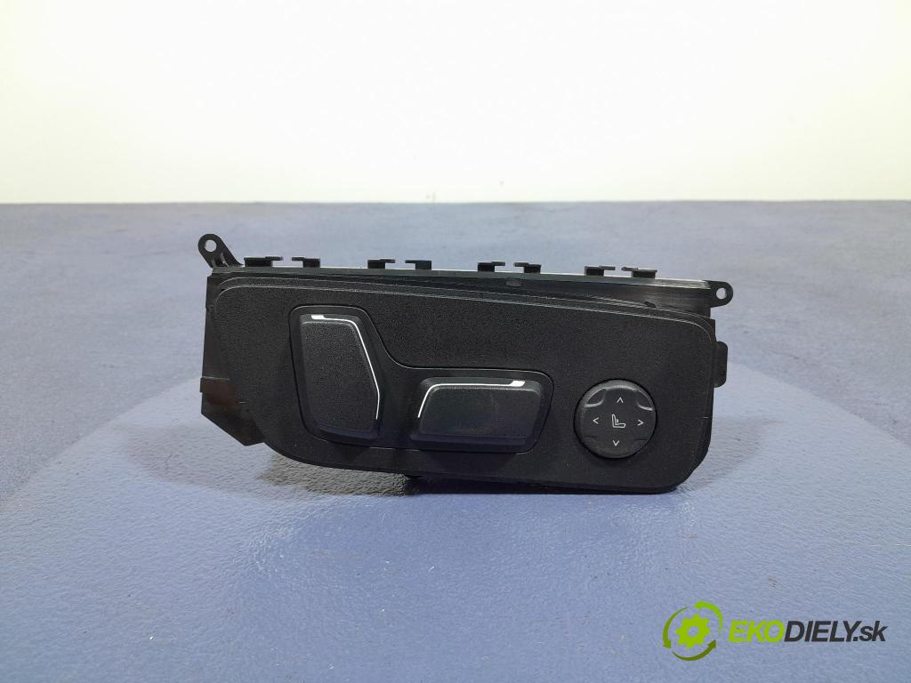 Bmw Seria 3 2024 prepínač Foto: 5A6E126