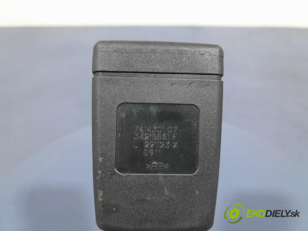 Bmw Seria 3 2024 Pásy Bezpečnost x 7414301