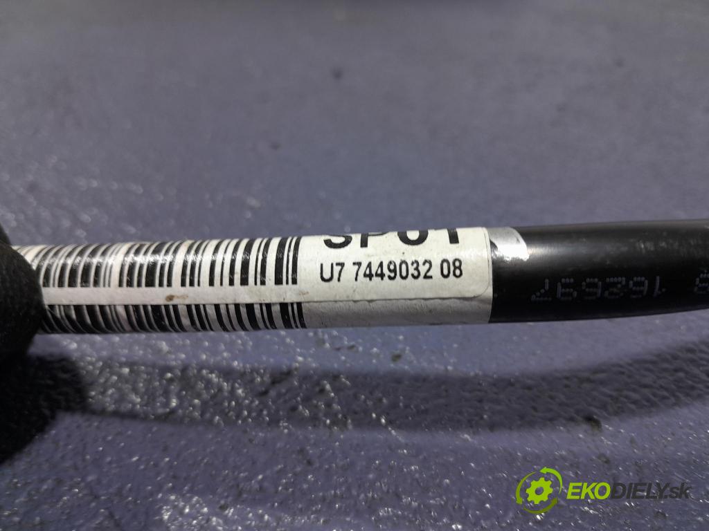 Bmw Seria 3 2024 rúrka paliva 7449032